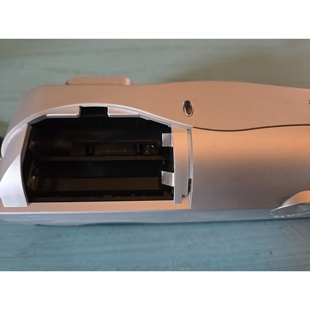 Y2K Polaroid i-Zone Instant Film Pocket Camera Silver Black 2 AA Batteries/Film - Picture 9 of 11